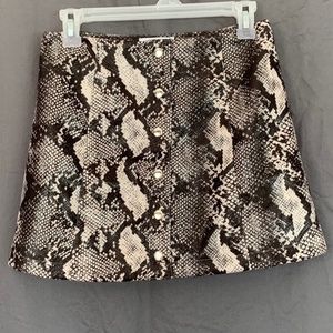 Urban Outfitters skirt - size S - NWT